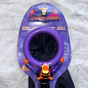 NOS Vintage Disney Tigger's Haunted House Halloween Goodie Grabber Toy